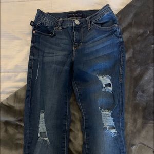 jeans distressed